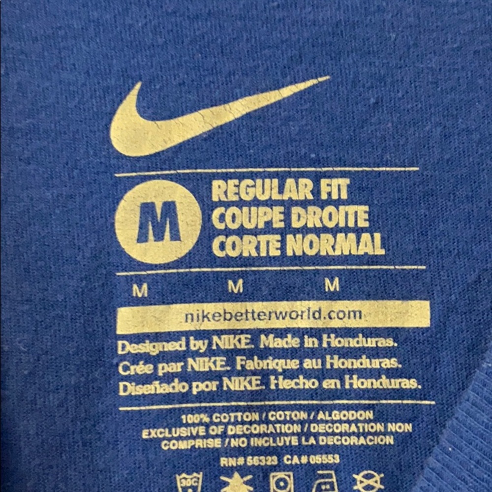 Blue Nike tee - Picture 3 of 3